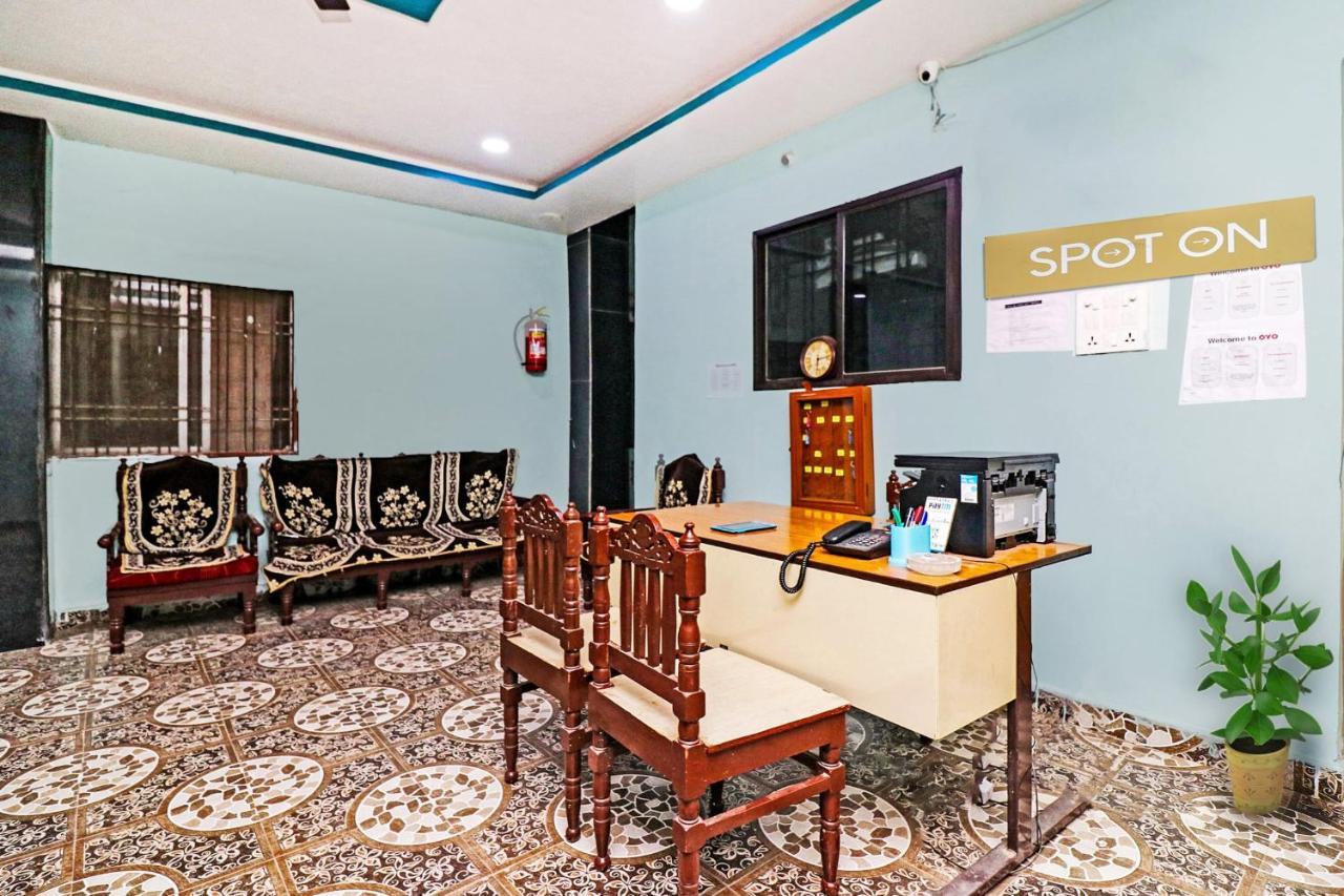 Spot On 37040 Hotel Ayushman Palace Bilaspur  Luaran gambar