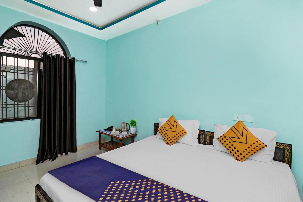 Spot On 37040 Hotel Ayushman Palace Bilaspur  Luaran gambar