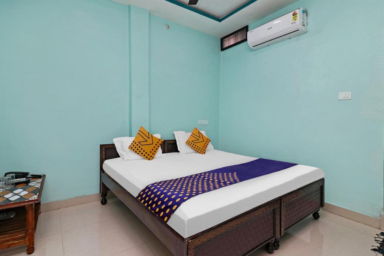 Spot On 37040 Hotel Ayushman Palace Bilaspur  Luaran gambar
