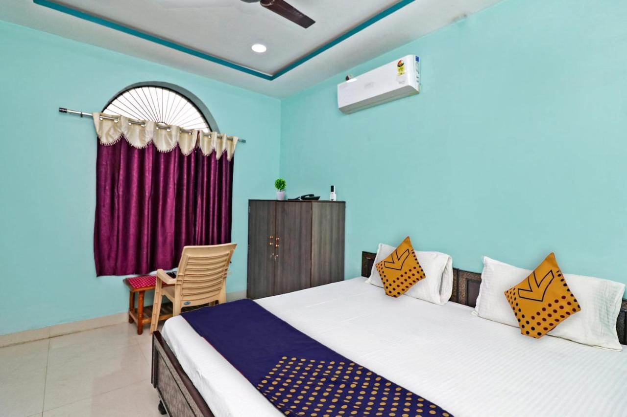 Spot On 37040 Hotel Ayushman Palace Bilaspur  Luaran gambar