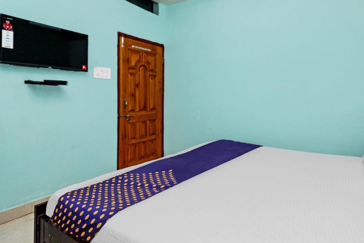 Spot On 37040 Hotel Ayushman Palace Bilaspur  Luaran gambar